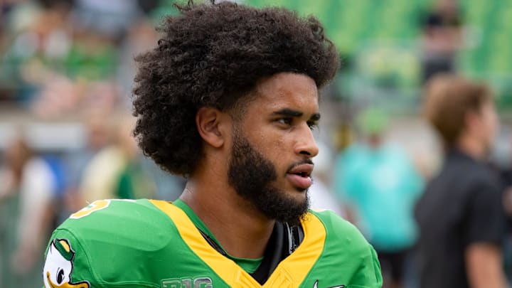 Oregon quarterback Dante Moore warms up as the Oregon Ducks host the Oklahoma State Cowboys on Sept. 6, 2025, at Autzen Stadium in Eugene, Oregon. Oregon quarterback Dante Moore warms up as the Oregon Ducks host the Oklahoma State Cowboys on Sept. 6, 2025, at Autzen Stadium in Eugene, Oregon.