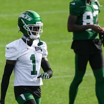 Jul 23, 2025; Florham Park, NY, USA; New York Jets cornerback Sauce Gardner (1) warms up during training camp at Atlantic Health Jets Training Center. Mandatory Credit: John Jones-Imagn Images