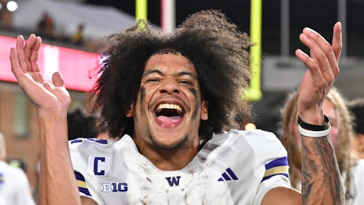 Washington Huskies wide receiver Denzel Boston