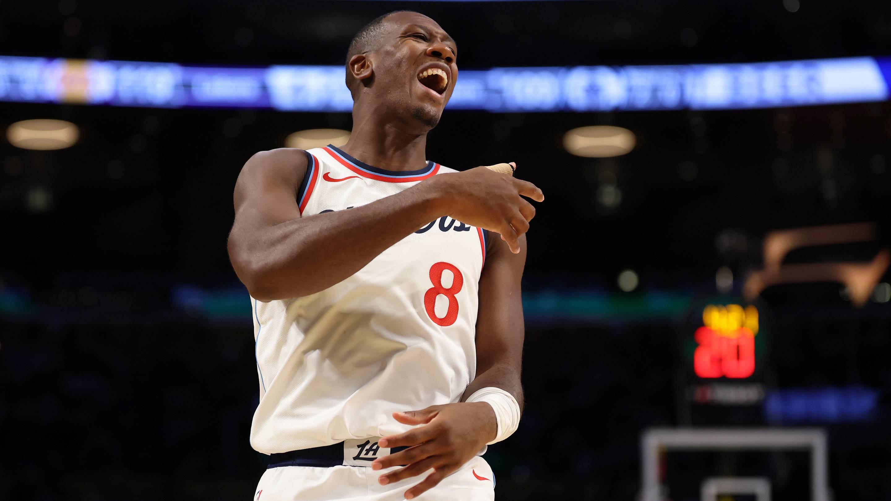 Kris Dunn’s campaign for an extension with the Clippers is off to an incredible start