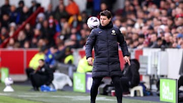 Mauricio Pochettino soroti lini belakang Chelsea setelah imbang vs Brentford dalam lanjutan Liga Inggris 2023/24 di Gtech Community Stadium. Mauricio Pochettino soroti lini belakang Chelsea setelah imbang vs Brentford dalam lanjutan Liga Inggris 2023/24 di Gtech Community Stadium.
