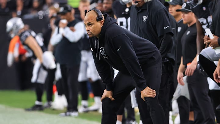 Los Angeles Chargers v Las Vegas Raiders