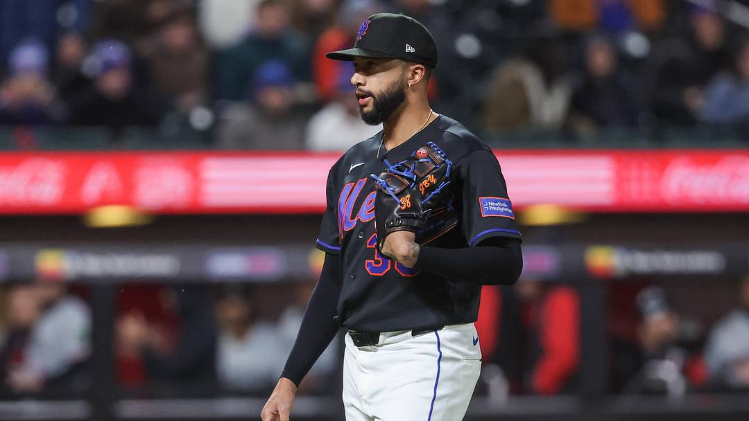 Apr 21, 2026; New York City, New York, USA;  New York Mets relief pitcher Devin Williams (38) reacts after walking in a run in the ninth inning against the Minnesota Twins at Citi Field. Mandatory Credit: Wendell Cruz-Imagn Images