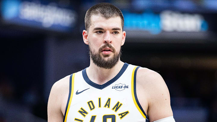 Mar 12, 2026; Indianapolis, Indiana, USA; Indiana Pacers center Ivica Zubac (40) in the first half against the Phoenix Suns at Gainbridge Fieldhouse. Mandatory Credit: Trevor Ruszkowski-Imagn Images