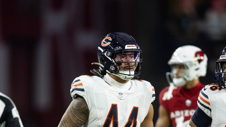 Chicago Bears linebacker Noah Sewell (44) against the Arizona Cardinals at State Farm Stadium.