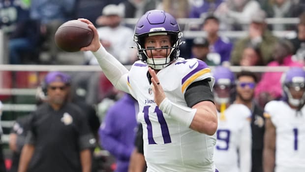 Minnesota Vikings quarterback Carson Wentz