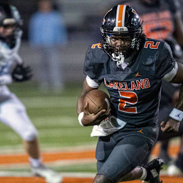 Lakeland quarterback Kelin Hendrix (2) runs for a big gain against Ponte Vedra in the Class 5A state semifinals on Dec. 5. The Dreadnaughts won 40-13 to earn a berth in the state championship game against Fort Lauderdale St. Thomas Aquinas on Wednesday, Dec. 11, at FIU in Miami,