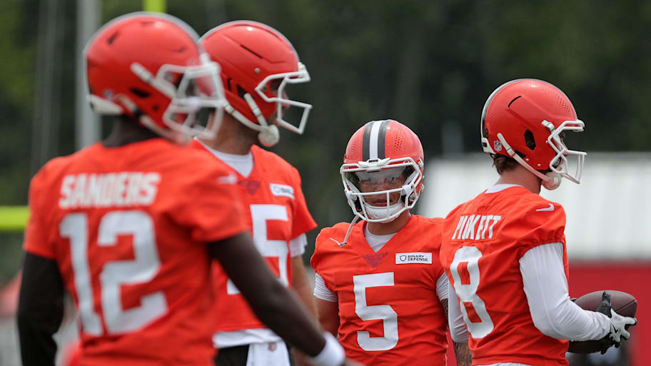 The Cleveland Browns have plenty of quarterbacks on the roster. | Jeff Lange / USA TODAY NETWORK via Imagn Images