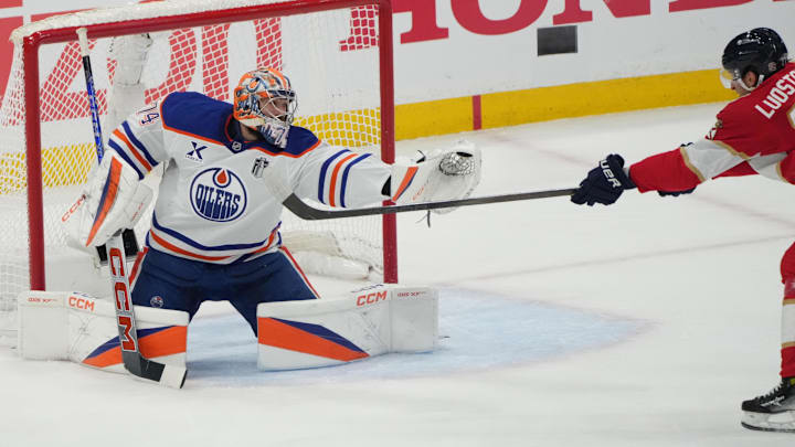 Edmonton Oilers goaltender Stuart Skinner is entering his sixth NHL season in 2025-26. Edmonton Oilers goaltender Stuart Skinner is entering his sixth NHL season in 2025-26.