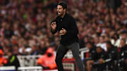 Mikel Arteta encourageant les siens face à Fulham. 