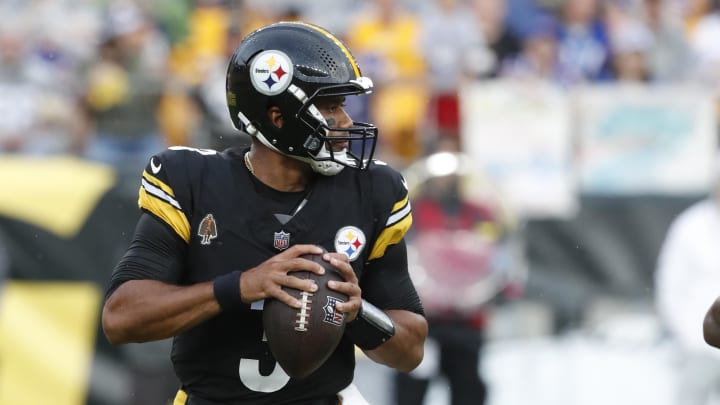 Aug 17, 2024; Pittsburgh, Pennsylvania, USA;  Pittsburgh Steelers quarterback Russell Wilson (3) looks to pass against the Buffalo Bills during the first quarter at Acrisure Stadium. Mandatory Credit: Charles LeClaire-USA TODAY Sports