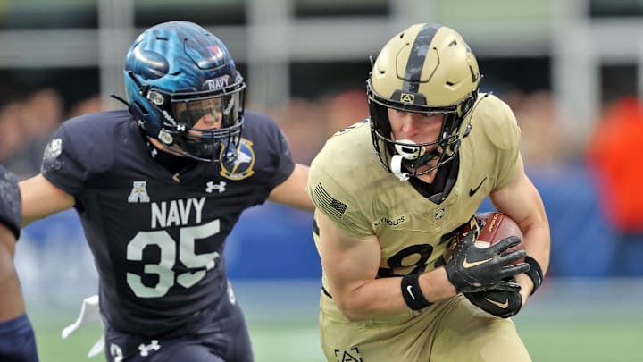 Army Chief s Trophy For First Time Since 2017 Navy Denim to Decide Commander nike huarache 2011 blue dress pants in