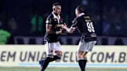 Payet e Vegetti terminaram a última temporada em alta com a torcida cruzmaltina
