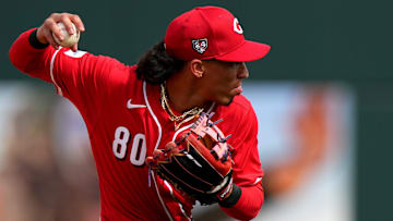 Cincinnati Reds shortstop Edwin Arroyo