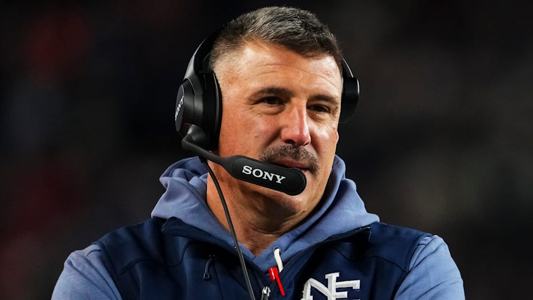 New York Jets v New England Patriots