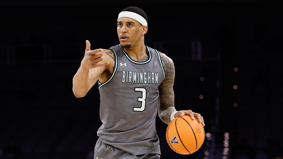 Lendeborg spurned the NBA and instead transferred to Michigan. | Chris Jones-Imagn Images