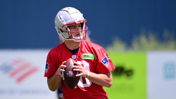 Jun 10, 2024; Foxborough, MA, USA; New England Patriots quarterback Drake Maye (10) throws a pass at minicamp at Gillette Stadium. Mandatory Credit: Eric Canha-USA TODAY Sports