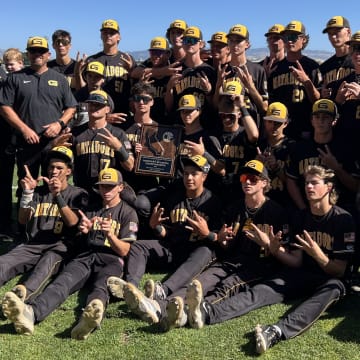 Granada baseball team poses after winning Norcal D1 title over St. Mary's 6-4 