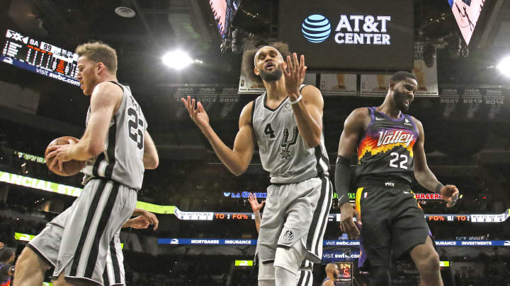 Derrick White, Deandre Ayton