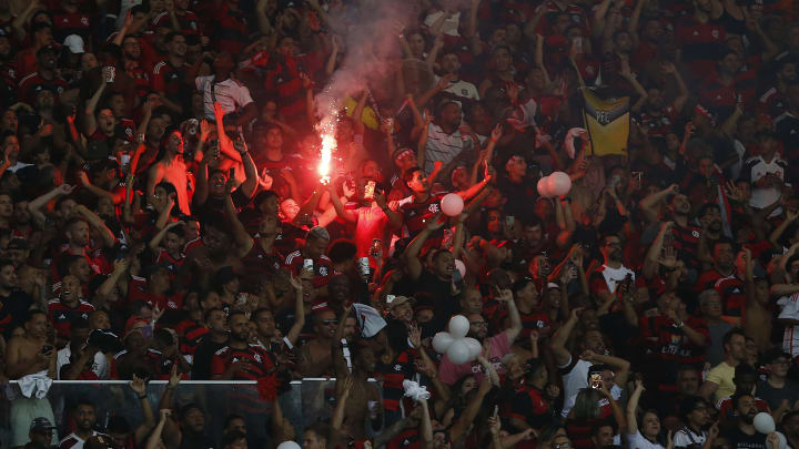 Atualmente, o rubro-negro leva seus jogos para o Maracanã Atualmente, o rubro-negro leva seus jogos para o Maracanã