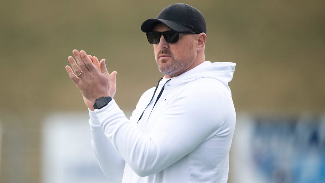 New Oklahoma tight ends coach Jason Witten is already getting praise for his work in Norman. New Oklahoma tight ends coach Jason Witten is already getting praise for his work in Norman.