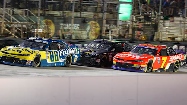 NASCAR number fonts bring more pop