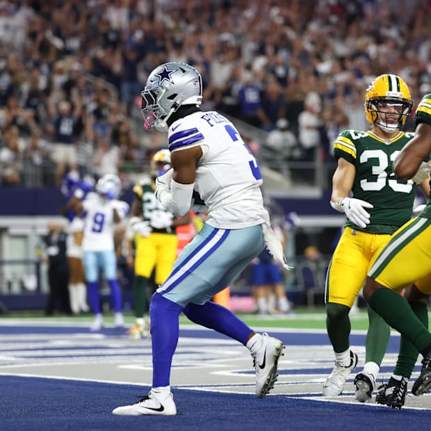 Dallas Cowboys wide receiver George Pickens makes a catch for a touchdown against the Green Bay Packers