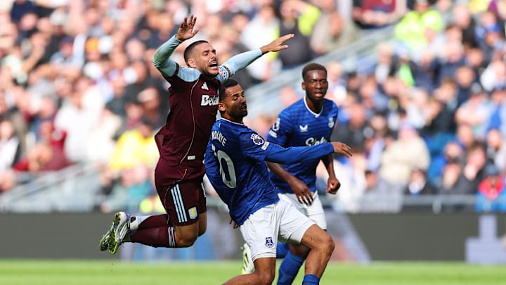 Everton v Aston Villa - Premier League