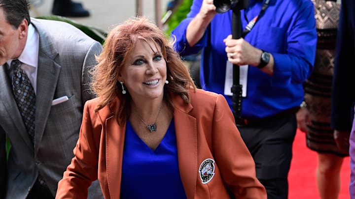 Aug 12, 2023; Springfield, MA, USA; Former basketball player and broadcaster Nancy Lieberman arrives at Symphony Hall for the 2023 Basketball Hall of Fame induction. Mandatory Credit: Eric Canha-Imagn Images Aug 12, 2023; Springfield, MA, USA; Former basketball player and broadcaster Nancy Lieberman arrives at Symphony Hall for the 2023 Basketball Hall of Fame induction. Mandatory Credit: Eric Canha-Imagn Images