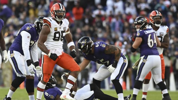 Baltimore, Maryland, USA;  Cleveland Browns defensive end Myles Garrett (95) reacts after sacking Baltimore Ravens