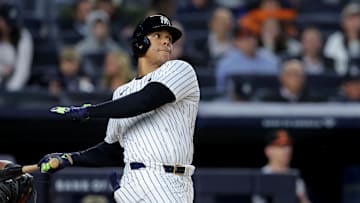 The Toronto Blue Jays will reportedly offer New York Yankees outfielder Juan Soto a massive contract in free agency