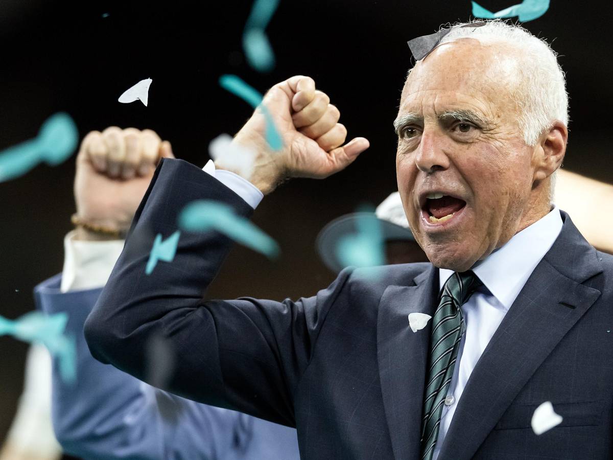 Eagles' Owner Jeffrey Lurie Had the Strangest Way of Explaining Tush Push  Success