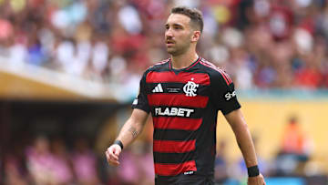 Flamengo defende a liderança do Brasileirão 