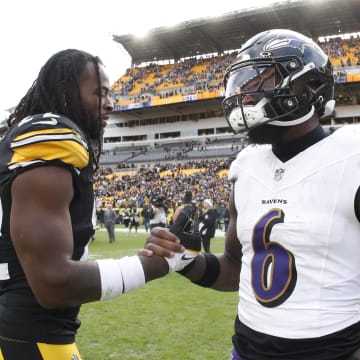 Oct 8, 2023; Pittsburgh, Pennsylvania, USA; Pittsburgh Steelers running back Najee Harris (22) and Baltimore Ravens linebacker Patrick Queen (6) shake hands after their game at Acrisure Stadium. Pittsburgh won 17-10. Mandatory Credit: Charles LeClaire-USA TODAY Sports