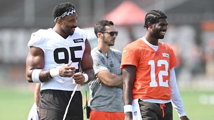 Cleveland Browns defensive end Myles Garrett talks to quarterback Shedeur Sanders during NFL training camp Cleveland Browns defensive end Myles Garrett talks to quarterback Shedeur Sanders during NFL training camp