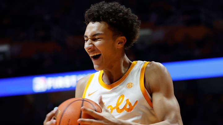 Louisville v Tennessee