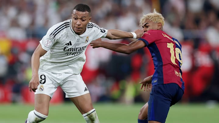 Kylian Mbappé et Lamine Yamal lors de Real Madrid - FC Barcelone en finale de Coupe du Roi. Kylian Mbappé et Lamine Yamal lors de Real Madrid - FC Barcelone en finale de Coupe du Roi.