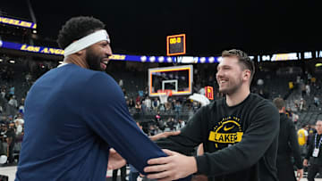 Dallas Mavericks v Los Angeles Lakers