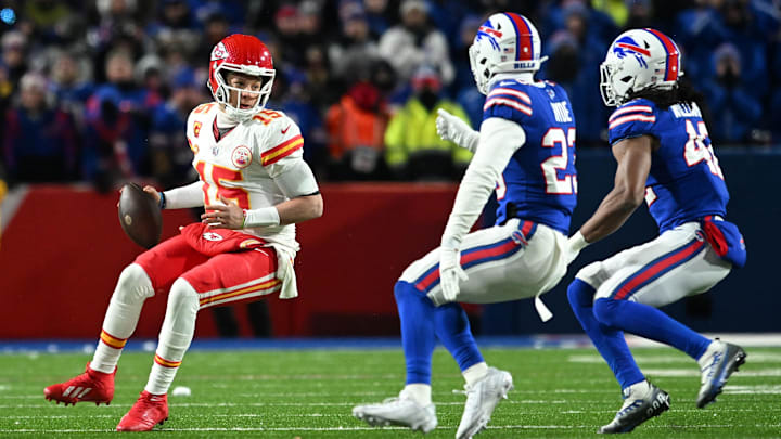 Bet the Chiefs to cover as short favorites against the Bills in NFL Week 9 action. Bet the Chiefs to cover as short favorites against the Bills in NFL Week 9 action.