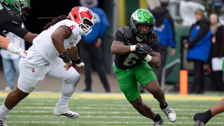 Indiana and Oregon will face off for a berth in the college football National Championship.