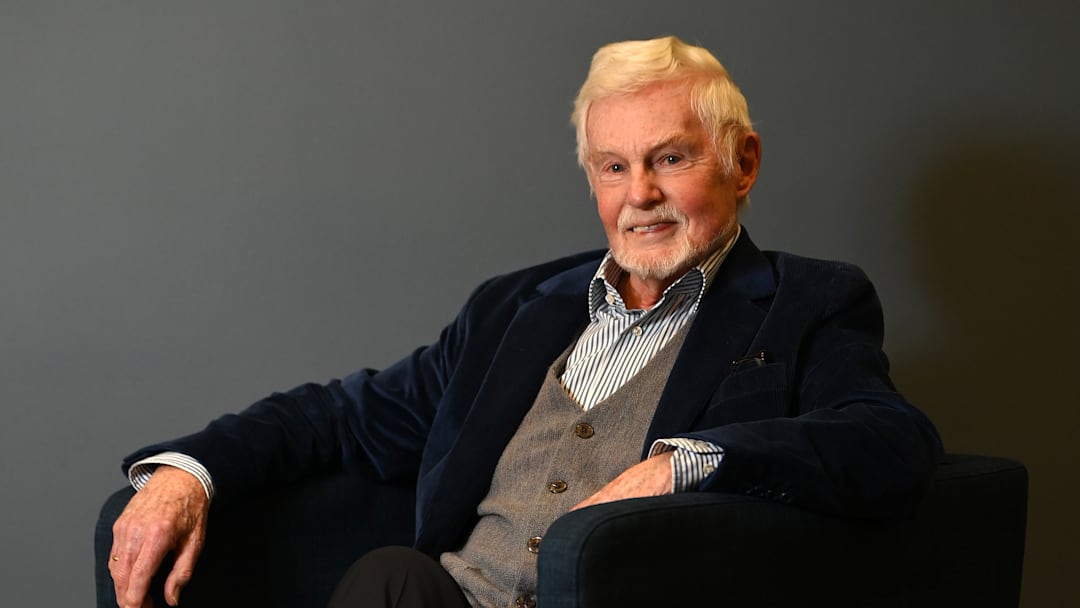 Sir Derek Jacobi tells spooky ghost stories in The War Master: Future Phantoms.