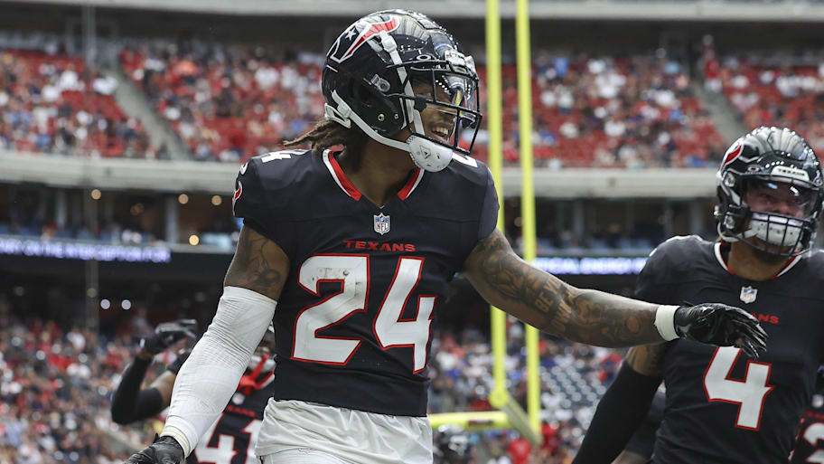 Former Texans Star Breaks Silence on Retirement Rumors