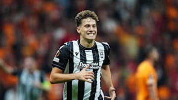 Der VfB Stuttgart verhandelt mit Giannis Konstantelias
