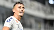 Diego Pituca volta ao XI inicial do Santos neste fim de semana.