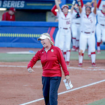 Oklahoma head coach Patty Gasso 