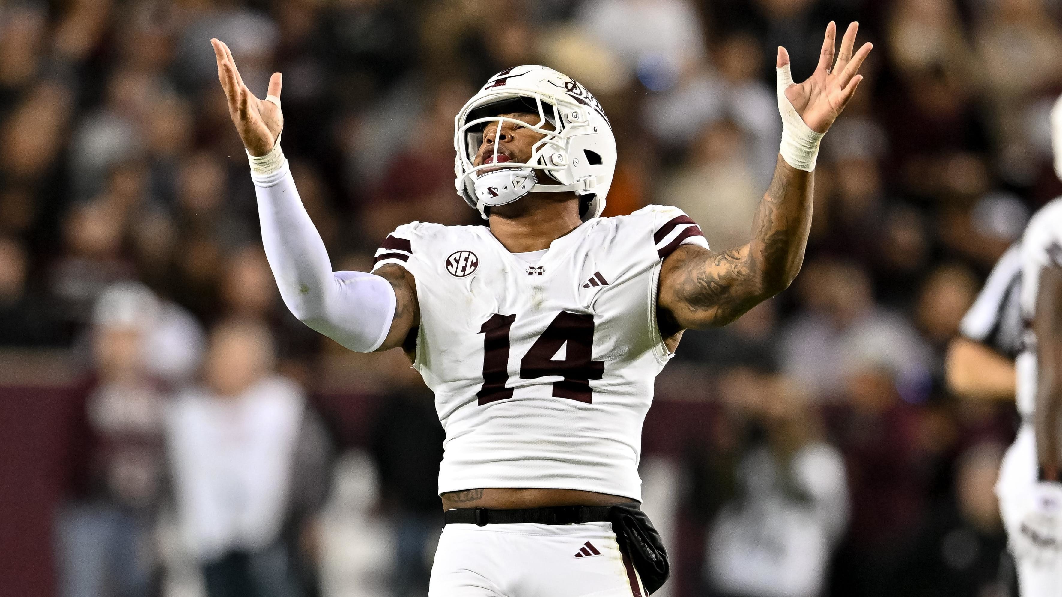 Mississippi State Bulldogs linebacker Nathaniel Watson.