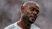 Corinthians foi o último clube que o camisa 9 defendeu no Brasil 