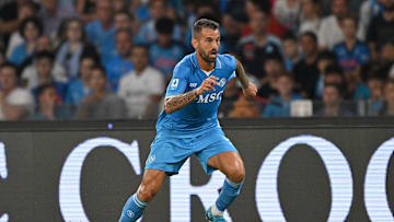 Napoli's Leonardo Spinazzola praised the €80 million transfer target of PSG and FC Barcelona, expressing his delight that the player stayed with his team.