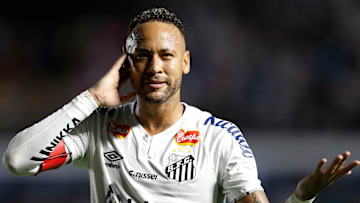 Santos v Bragantino - Campeonato Paulista 2025