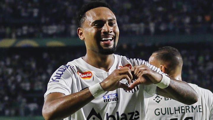 Wendel Silva, atacante do Santos em 2024